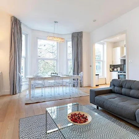 Charming 2 Bedroom Flat In Kensington